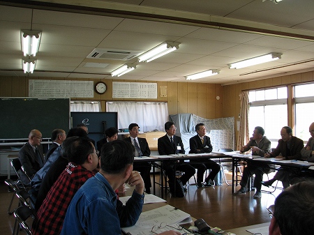 八重洲ニュータウン自治会館内