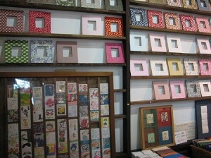 マッチ箱に体験絵付けができます